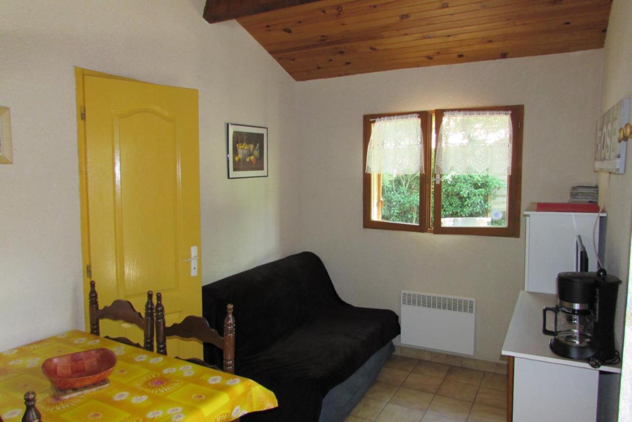 Corneilla-de-Conflent Les Chalets Du Verger Des Ascarines מראה חיצוני תמונה
